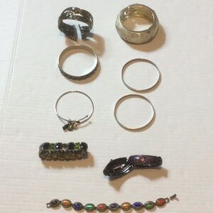 Bundle of 9 bracelets